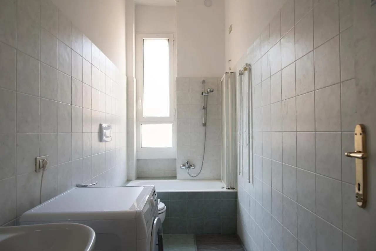 Youhosty - Spartaco 28 Milan Apartment